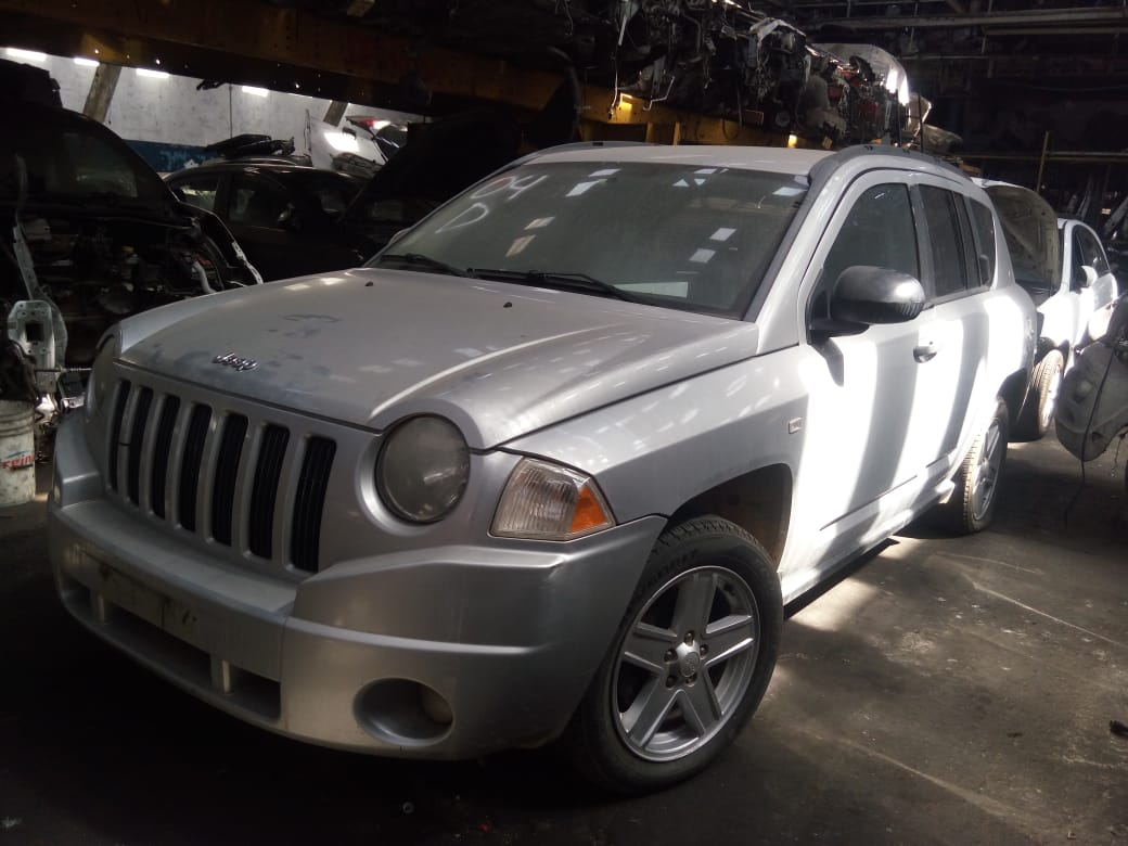  Jeep COMPASS 2009    EN DESARME